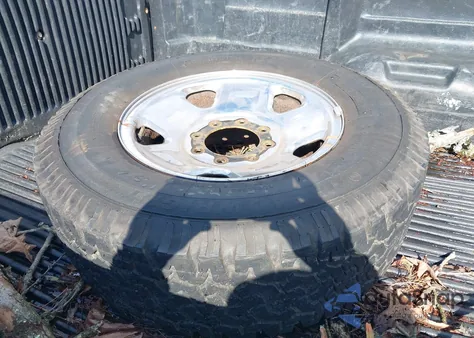 2005 Ford F-250 Lariat/Xl/Xlt z USA, uszkodzony, nr VIN 1FTSW21P65EC43997